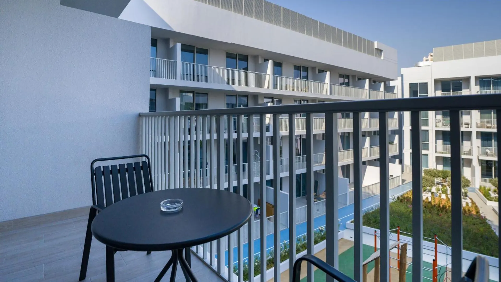 Easygo - Modern Stu- Luma22- Jvc Apartment Dubai
