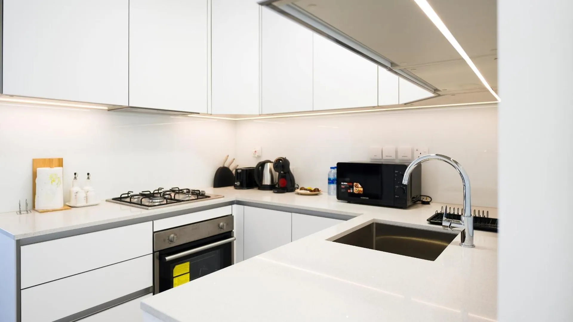 Easygo - Modern Stu- Luma22- Jvc Apartment Dubai
