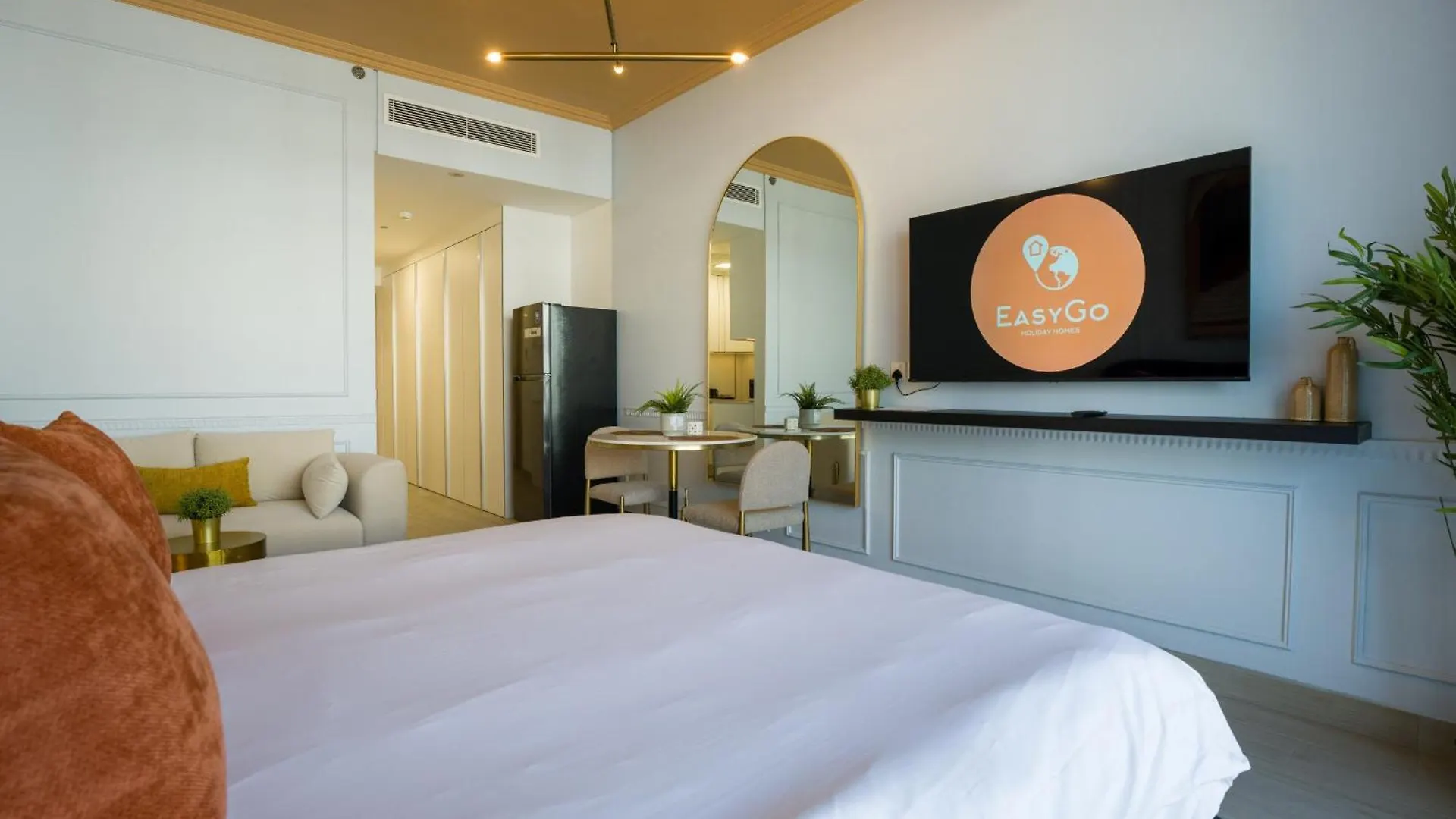 Easygo - Modern Stu- Luma22- Jvc Apartment Dubai